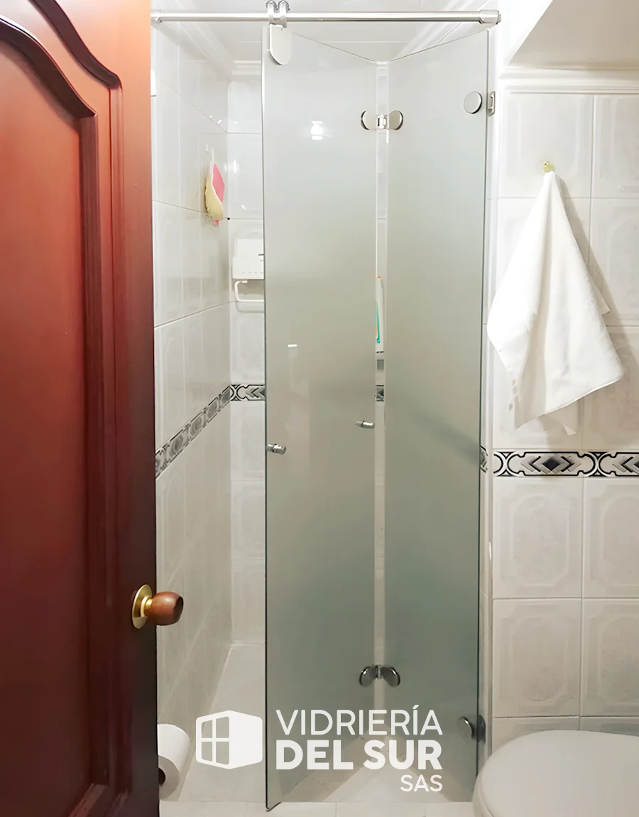 División para baño plegable