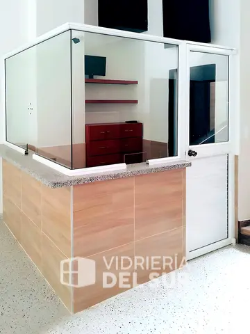 Cabina para punto de pago y atención al cliente